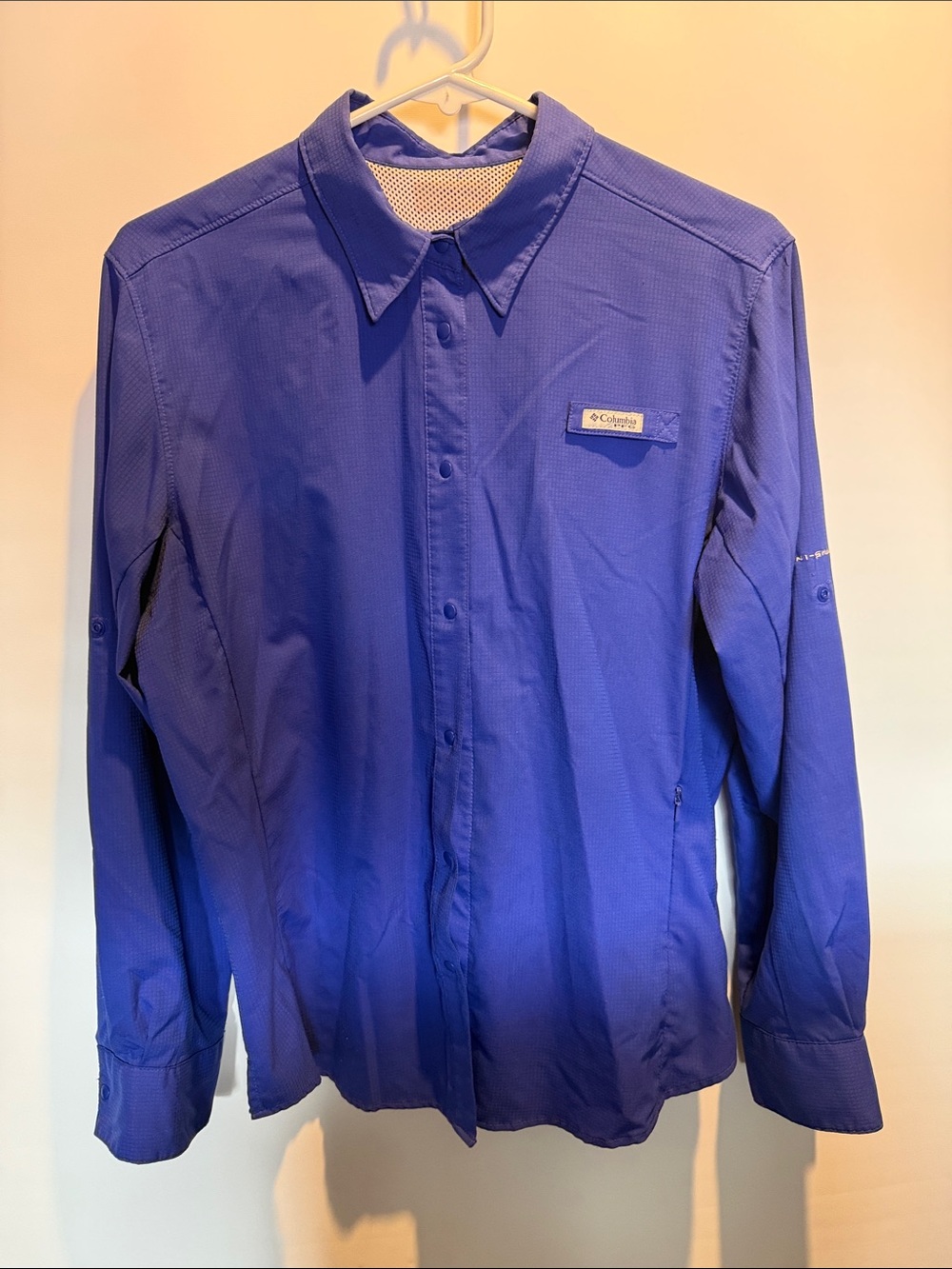 Columbia Men's Royal Blue Long-Sleeve Button-Down Shirt Size: S